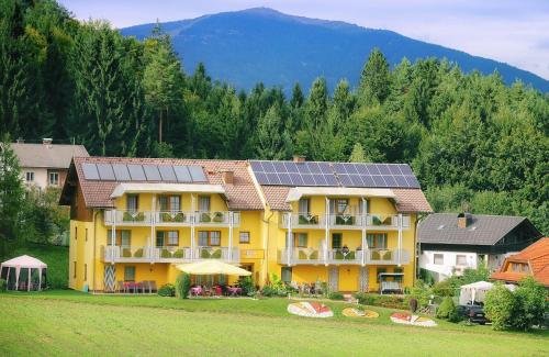Gästehaus Götz in Drobollach am Faakersee, Österreich