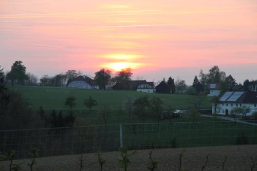 Seadmed, Gastezimmer am Bauernhof in Behamberg