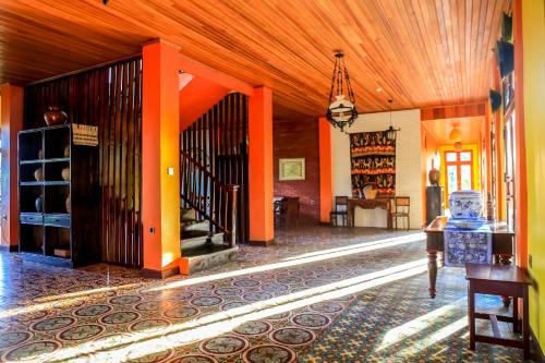 Eingang, Villa Ma'Rasai in Kastela