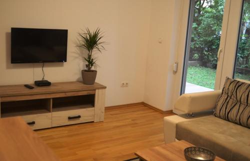 . Apartment Zed