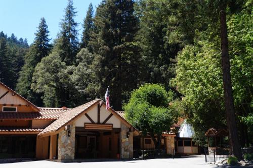 The Historic Brookdale Lodge - main image