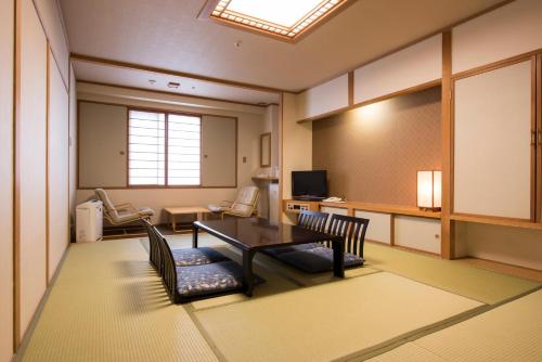 Japanese-style Room (4 people) - Non-Smoking