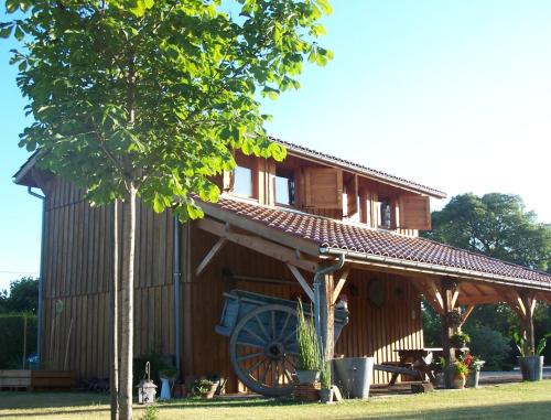 La Roulotte de la Vallée du Lot chambre d'hôte Dolmayrac
