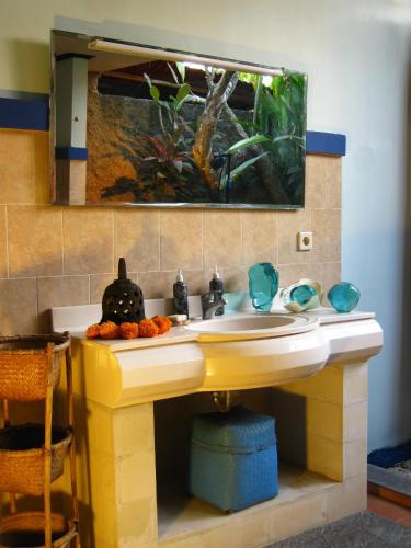 Villa Shantitara Bungalows – Sanur, CO