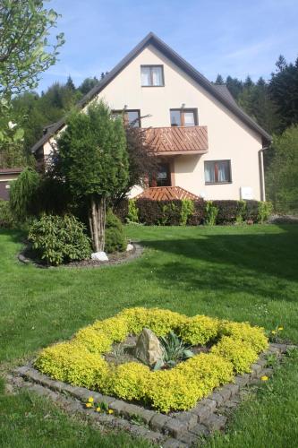 Apartament i Pokoje Gościnne u Lusi - BASEN z podgrzewaną wodą i zadaszeniem