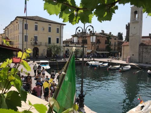  Lacisivm Lake View in Lazise
