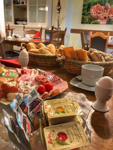 Ēdiens un dzērieni, Veltheimsburg in Hohe Börde