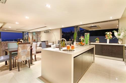 Azamare Guest House – Camps Bay, CO