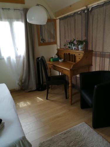 Villa Rose - image 11