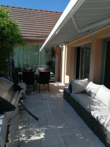 Erkély/terasz, Villa Rose in Coulanges-la-Vineuse