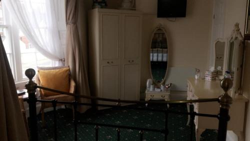 The Bay Guest House - image 3
