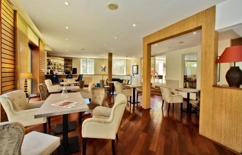 Hotel de Compostelle - image 4