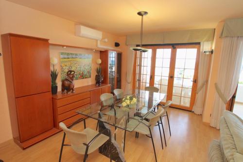 Holiday Home image 10
