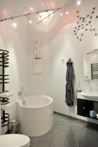 South Lodge - image 3