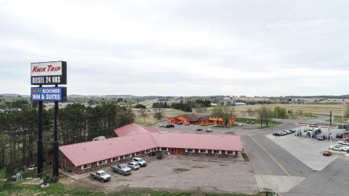 Bloomer Inn & Suites - 숙소 외관