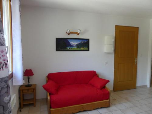 Apartment with Mountain View