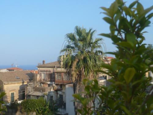  BBCasablu, Pension in Acireale