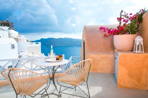 Deluxe Suite with Sea View image 1