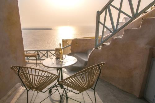 Superior Suite with Sunset View image 7