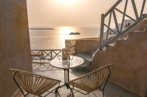 Superior Suite with Sunset View image 6