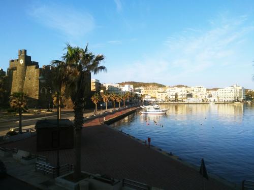 Blue Moon Hotel - main image