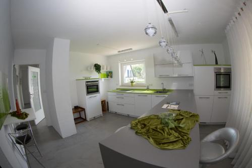 Seadmed, Avantgarde Living in Kandern
