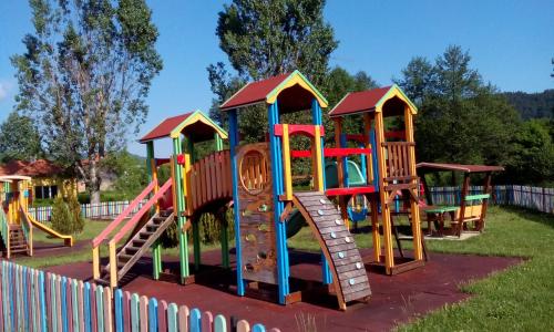 Roden Dom Holiday Home in 阿普里爾齊
