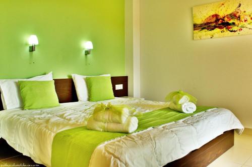 Esthisis Suites Chania - image 7