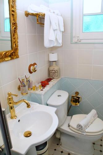 Sitges Royal Rooms - image 2