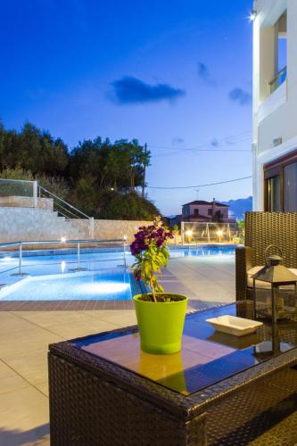 Esthisis Suites Chania - image 14