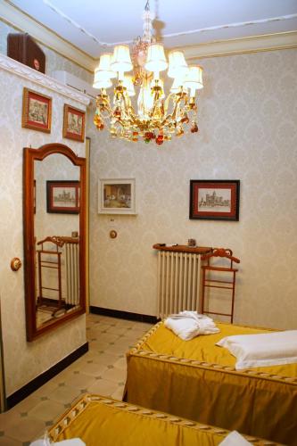 Sitges Royal Rooms Room Type - Luxury Twin Room
