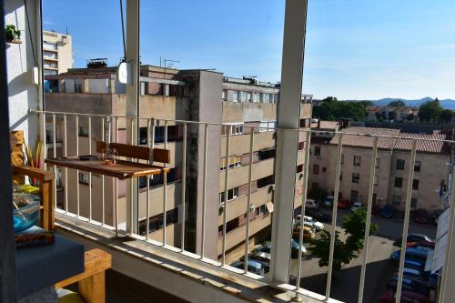 Apartment Sunshine near bridge - main image