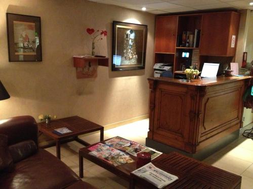 Hành lang, Hotel du Sud Vieux Port in Marseille