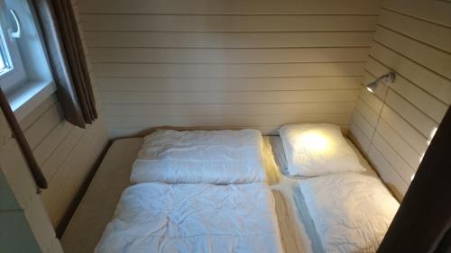 Tornby Strand Camping Cottages - image 11