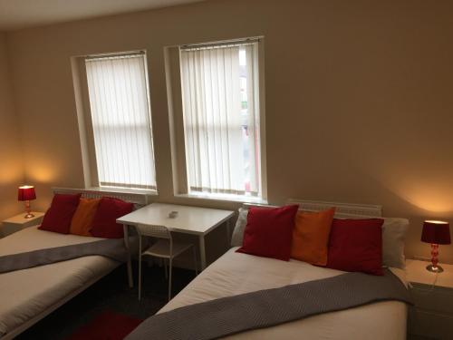 Crel Serviced Apartment- Anfield & Everton Area -sleeps 7