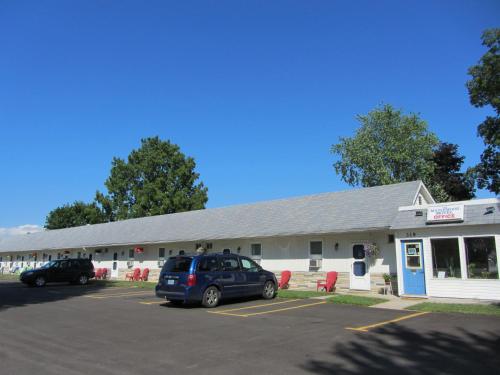 . The Maplewood Motel