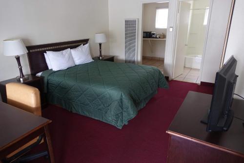 Discovery Inn - Eureka thumb 2