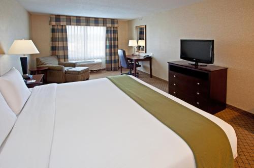 Holiday Inn Express Hotel & Suites Anderson, an IHG Hotel