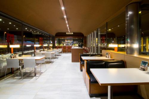 ผับ/เลาจน์, Hotel America Igualada in อิกัวลาดา