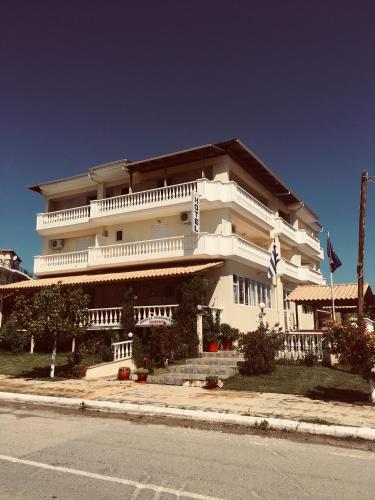 Hotel Panorama, Skála bei Roïdhítsa