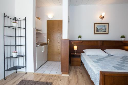 Apartments Pavic - image 3