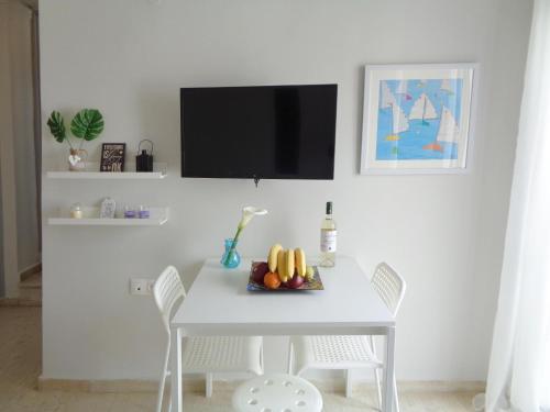 Castle & Sea View Apt 5