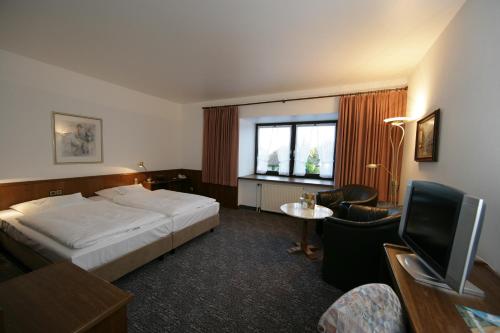 2 twin beds