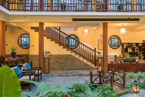 Dali Yanyuan Mountain Retreat