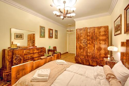 Pałac Tłokinia - image 2