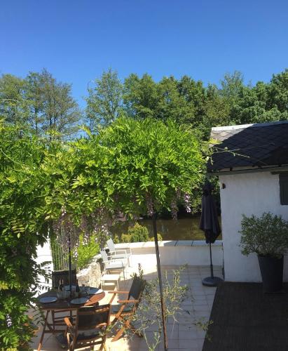 Riverside Barn in ลาทริมุย