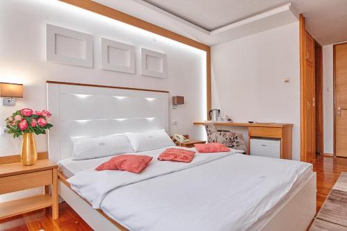 . Hotel Euro