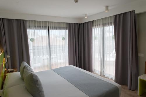 142760011 Vanilla Garden Boutique Hotel - Adults Only