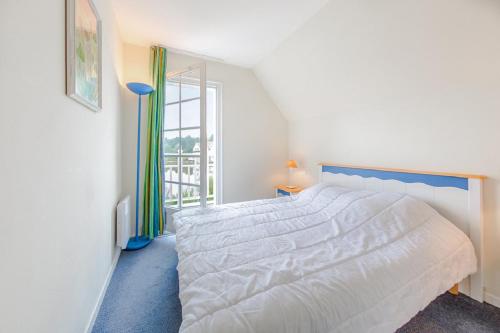 3 bedrooms, 5 beds