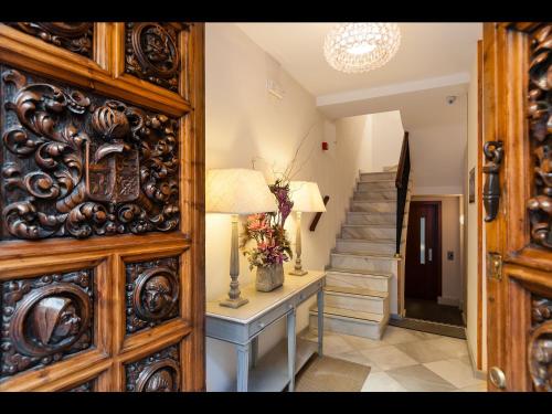 Suites Murillo Alcázar - image 14